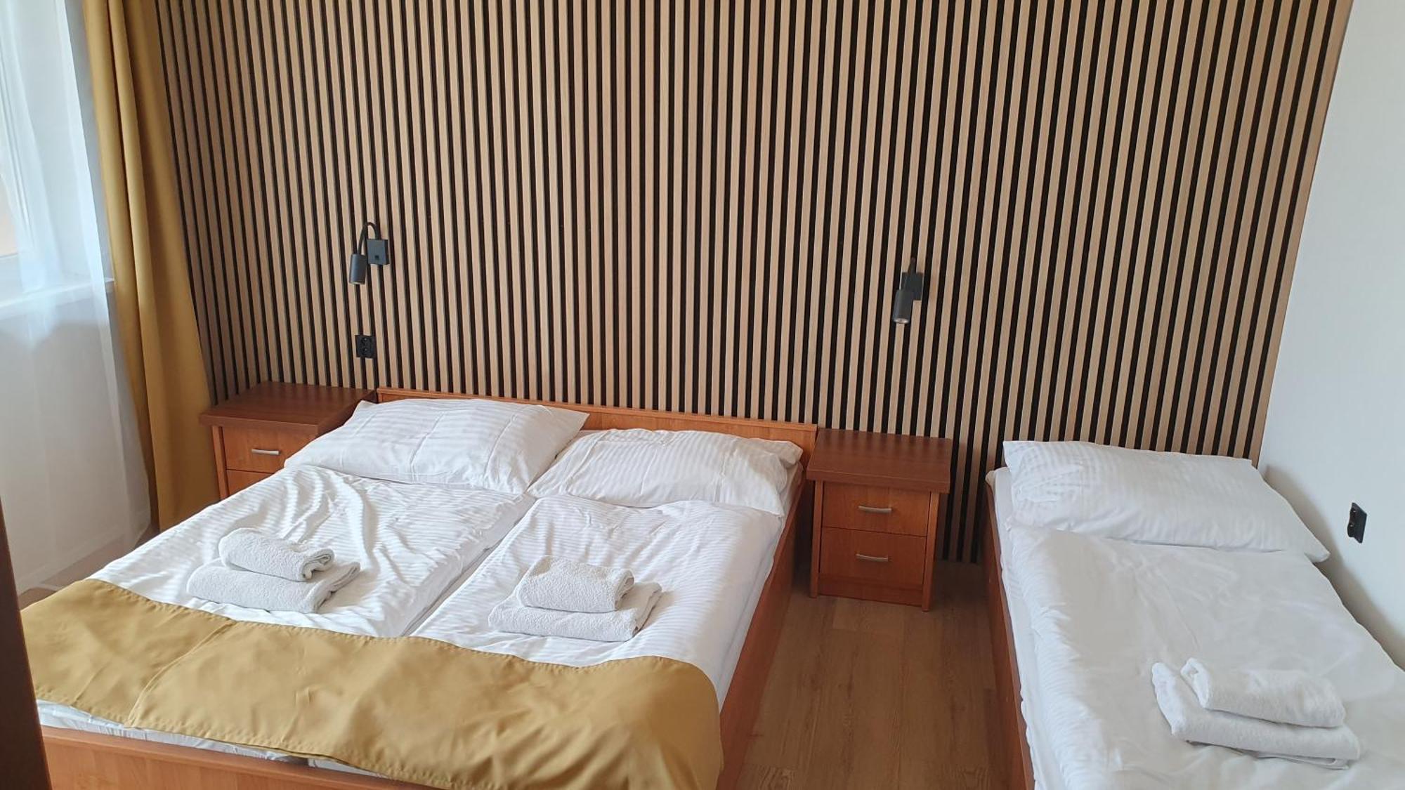 Hotel Felicia Калужа Екстер'єр фото