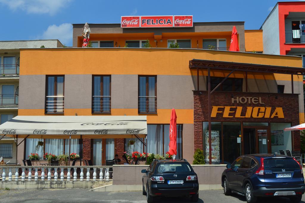 Hotel Felicia Калужа Екстер'єр фото
